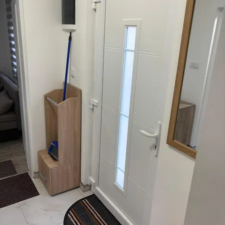 Dragicevic - Stan Na Dan Διαμέρισμα Bogatić